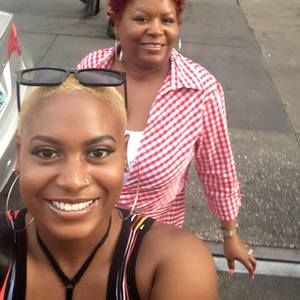 Meet your Posher, Elma